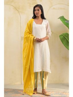 Doree By Rinkie - Women Chwitheri White Embellished Kurta with Pant and Dupatta