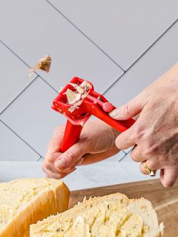 Dreamfarm - Garject Lite For Thinkitchen Non-Scratch Garlic Press With Ejector Red