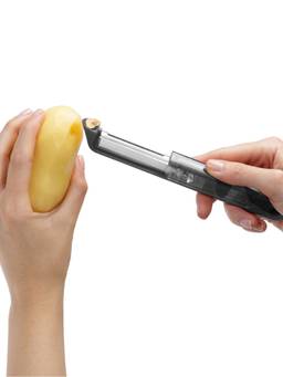 Dreamfarm - Premium Black Self Sharpening Vegetable & Fruit Peeler