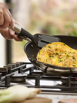 Joseph Joseph - Elevate Silicone Slotted Turner With Stainless Steel Handle