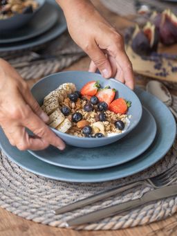 Mikasa - Reactive Blue 12-Pc Dinner Set For thinKitchen, Portuguese Stoneware