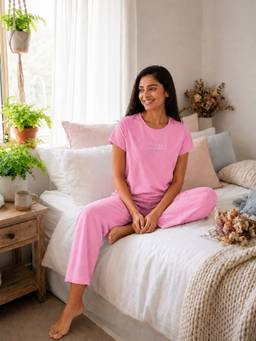 Nykd by Nykaa - Essential Cotton Pyjama Co-ord Set With Crew Neck Cotton Knit Tee, Pink - NYS943