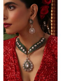 SWABHIMANN - Mrida Emerald Polki Necklace with Earrings Set