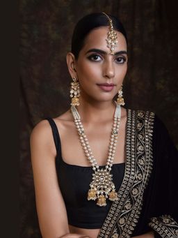 SWABHIMANN - Palak White Gold Plated Kundan Long Necklace with Earrings and Maang Tikka