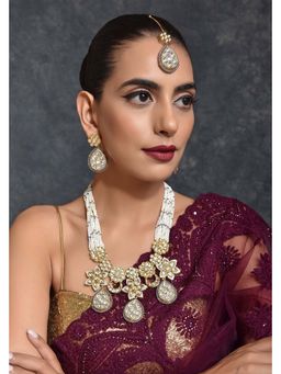 SWABHIMANN - Mandira Grey Gold Plated Kundan Bridal Necklace with Earrings Set