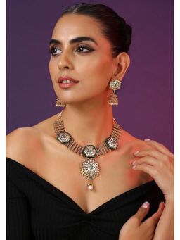 SWABHIMANN - Rajshri Green Kundan Temple Necklace with Earrings Set