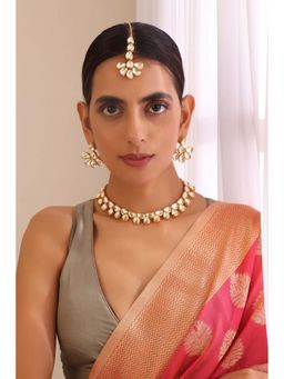 SWABHIMANN - Ahilya Gold Kundan Short Necklace with Earrings Set
