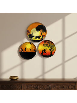 ExclusiveLane - Multi-Color Village Serenity Decorative Wall Plates (Pack of 3)