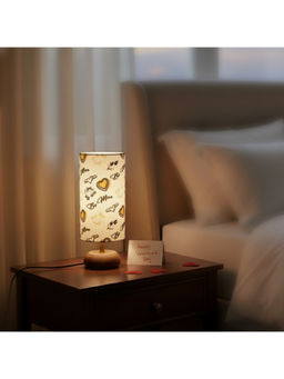 ExclusiveLane - White Love Serenade Mango Wood Decorative Table Lamp