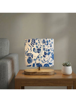 ExclusiveLane - White Indigo Bloom Decorative Table Lamp