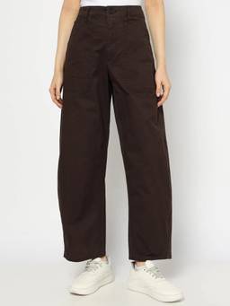GAP - Women's Relaxed Fit Solid Brown Pant
