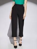 Black color option, Sold out, Currently selected