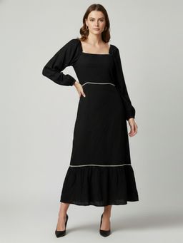 ANVI Be Yourself - Black Rayon Solid Square Neck Dress