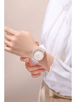 Giordano - Women Peach Round Dial Analog Stylish Watch
