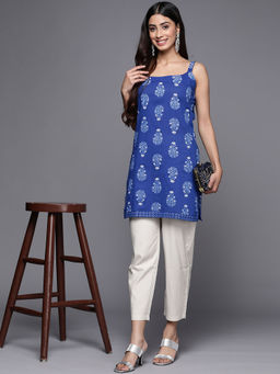 Ahalyaa - Navy Blue
                      Printed Regular Kurti - 4