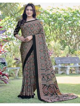 SATRANI - Women Black Crepe Printed Saree with Unstitched Blouse