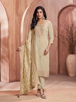 Seerat - Pink Jacquard Straight Kurta Pant with Dupatta