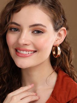 PRITA - Glossy Golden Round Gold-Plated Hoop Earrings