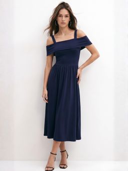 Outzidr - Women Navy Blue Solid Midi Dress
