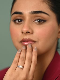 CLARA - White 925 Silver Platinum Plated Swiss Zircon Vittoria Real Pearl Adjustable Ring