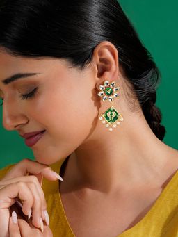 Teejh - Dekho Magar Pyaar Se Maroon and Dark Green Truck Art Earrings