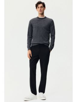 H&M - Men Black Slim Fit Tailored trousers