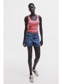 Pink color option, Currently selected