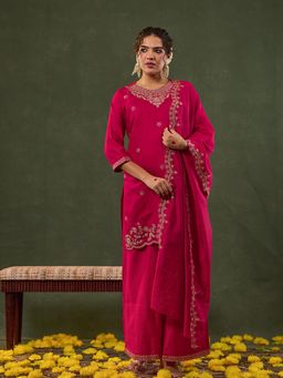 Yufta - Pink Embroidered Straight kurta Palazzo Dupatta Have A Lining Kurta (Set of 3)