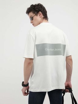 Calvin Klein - Off-White Relaxed Fit T-Shirt