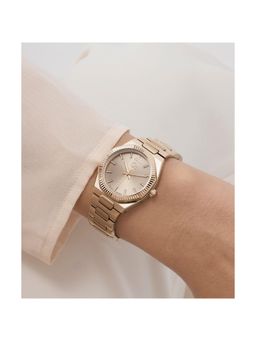 GC - Collection Round 30Mm Rose Gold Dial Analog Women Watch (Z70001L3) (M)