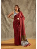 Maroon color option, Sold out, Currently selected