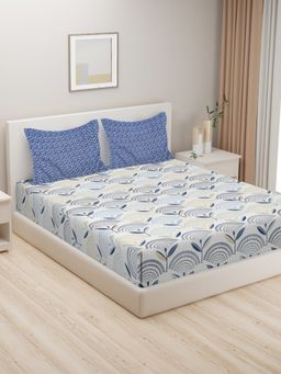 HOSTA HOMES - White Blue Floral 280 Tc King Pure Cotton Bedsheet with 2 Pillow Covers