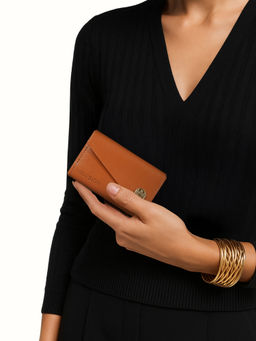 Hidesign - Tower W1 Genuine Leather Womens Tan Card Holder
