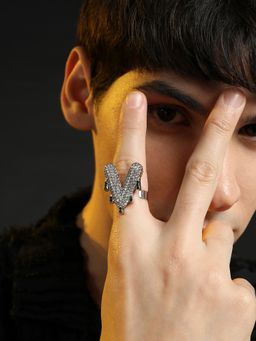 French Accent - Mens Bling V Alphabet Ring - Silver