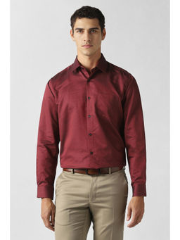 Van Heusen - Men Maroon Textured Full Sleeves Formal Shirt