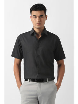 Van Heusen - Men Black Textured Half Sleeves Formal Shirt