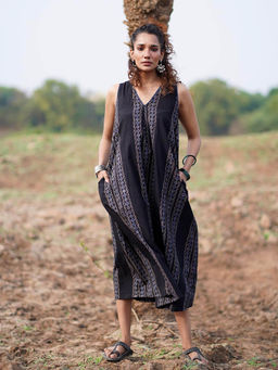 Chidiyaa - Wwb Floating Poems Block Printed Cotton Dress