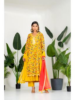 Yuvrani Jaipur - Yellow Floral Printed Inner Kurta With Pant And Dupatta (Set of 4)