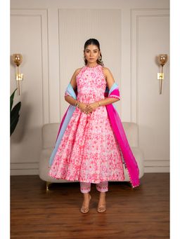 Yuvrani Jaipur - Neon Pink Floral Printed Anarkali Kurta With Pant And Dupatta (Set of 3)