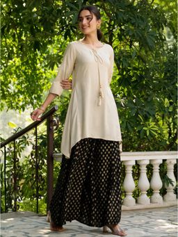 Juniper - Off White Solid Rayon Slub Asymmetrical Fit Kurta