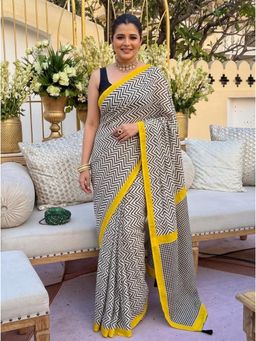 Nyri - Printed Cotton Blend Saree - Black