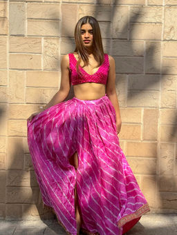 RAISHAA - Pink Inaaya Festive Crop Top With Skirt (Set of 2)