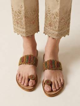 Koblerr - Tan Ethnic Toe-Ring Kolhapuris