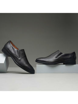 Ruosh - Men Textured Formal Derbies Black
