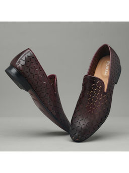 Ruosh - Men Detailed Formal Slip On Shoes Burgundy