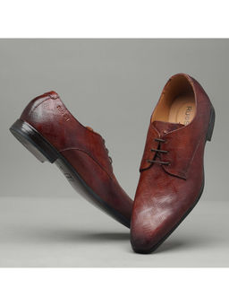 Ruosh - Men Textured Formal Derbies Tan