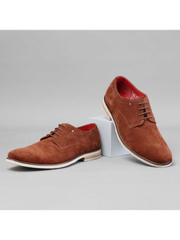 Ruosh - Men Solid Casual Derbies Tan