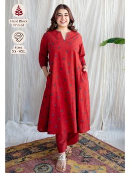 The Indian Ethnic Co. - Red A-Line Ajrakh Printed Cotton Kurta With Split V Neck & Embroidered
