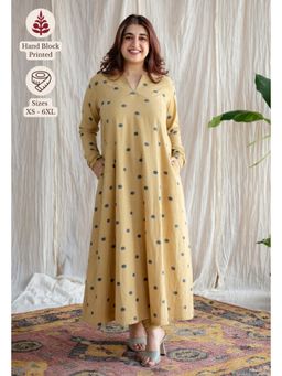 The Indian Ethnic Co. - Yellow A-Line Printed Cotton Kurta With Split V Neck & Embroidered