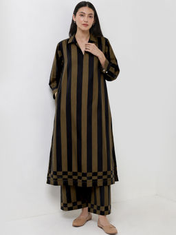 Pink Fort - Pure Cotton A-Line Black Striped Kurta with Pant